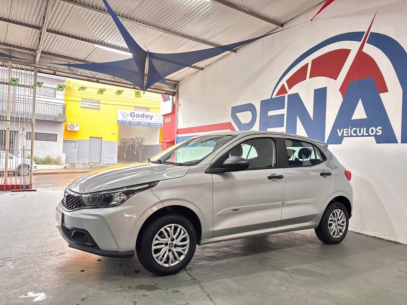 Ve�culo: Fiat - Argo - 1.0 6V 4P.  em Cravinhos