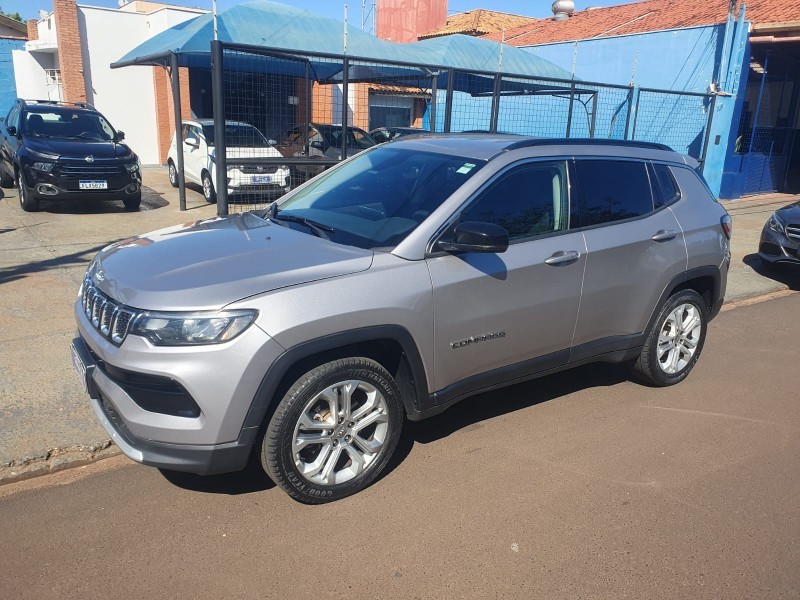 Ve�culo: Jeep - Compass - Longitude T270 em Ribeir�o Preto