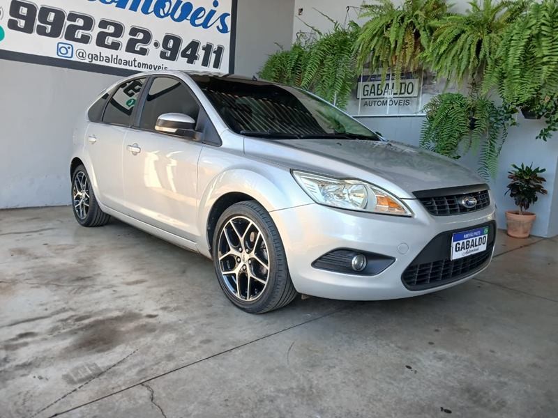 Ve�culo: Ford - Focus - Hatch 2.0 4P.  em Ribeir�o Preto