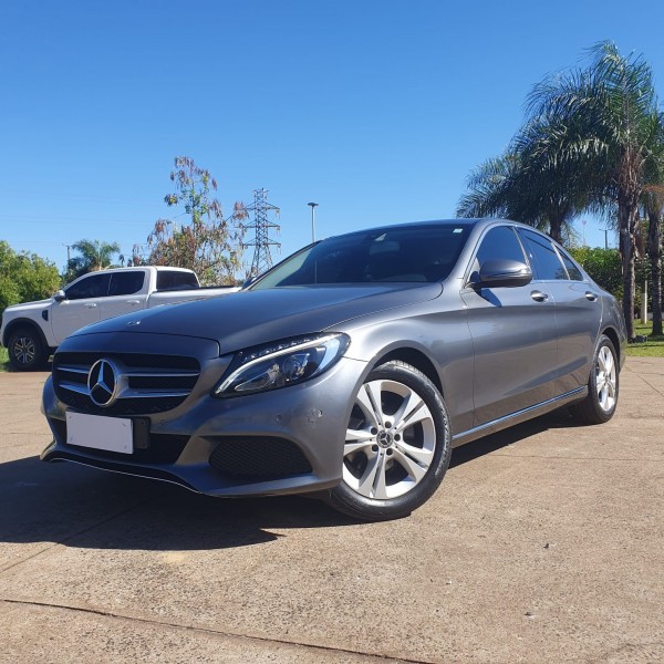Ve�culo: Mercedes-Benz - C 180 - Avantgarde 1.6 Turbo Flex em Ribeir�o Preto