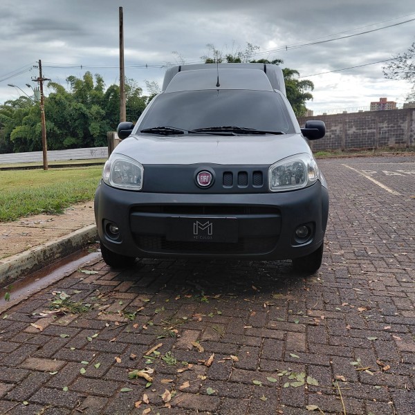 Ve�culo: Fiat - Fiorino - 1.4 Hard em Ribeir�o Preto