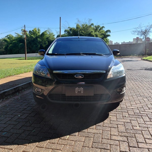 Ve�culo: Ford - Focus - Hatch  1.6 Flex  Manual  em Ribeir�o Preto