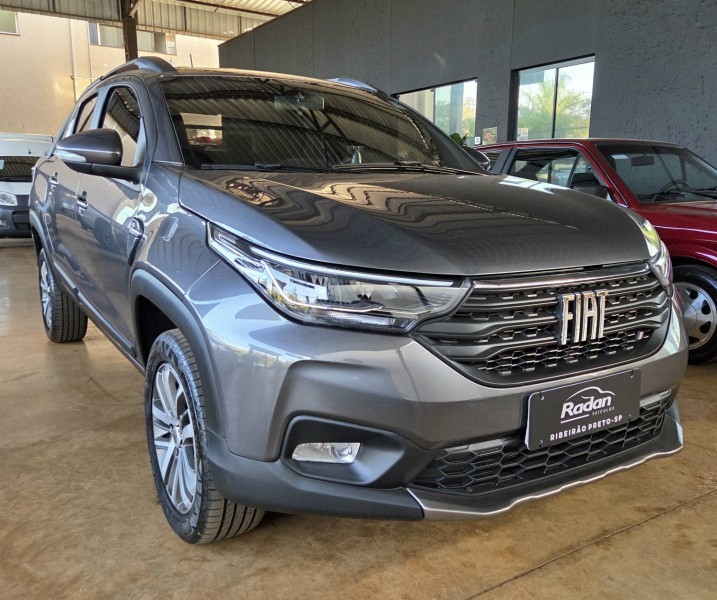 Ve�culo: Fiat - Strada - Fiat Volcano 1.3 Flex 8v Cd Aut. em Ribeir�o Preto