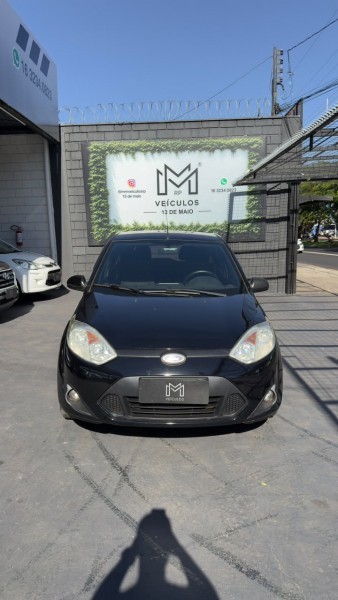 Ve�culo: Ford - Fiesta Hatch - 1.0 FLEX CLASS  em Ribeir�o Preto