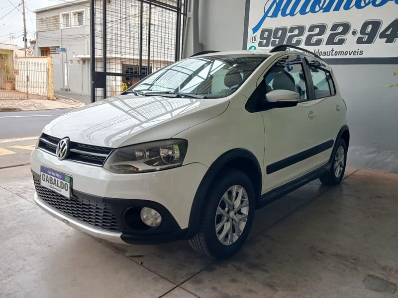 Ve�culo: Volkswagen - CrossFox - 1.6 4P.  em Ribeir�o Preto
