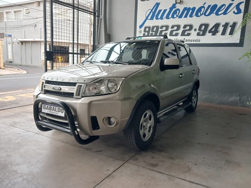 Ve�culo: Ford - EcoSport - XLS 1.6 4P.  em Ribeir�o Preto