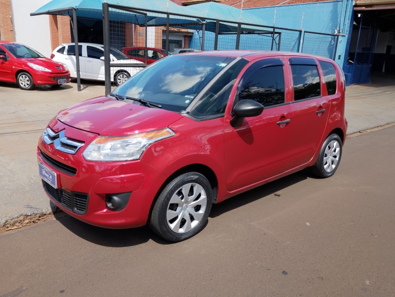 Ve�culo: Citroen - C3 Picasso - 1.6 GL Flex  em Ribeir�o Preto