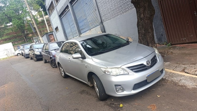Ve�culo: Toyota - Corolla - GLI Aut. 4P.  em Ribeir�o Preto