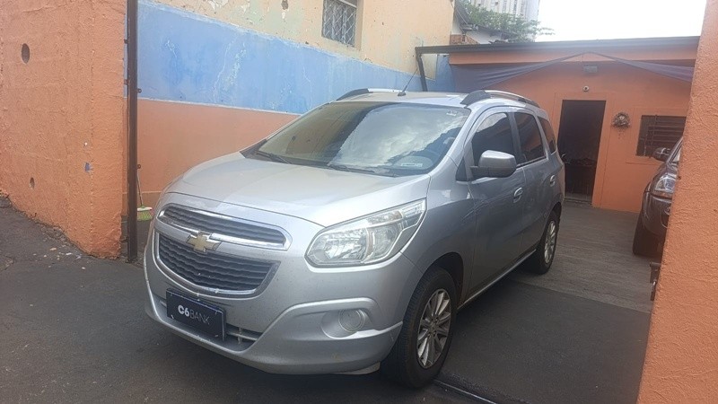 Ve�culo: Chevrolet (GM) - Spin - LT Aut. 4P.  em Ribeir�o Preto