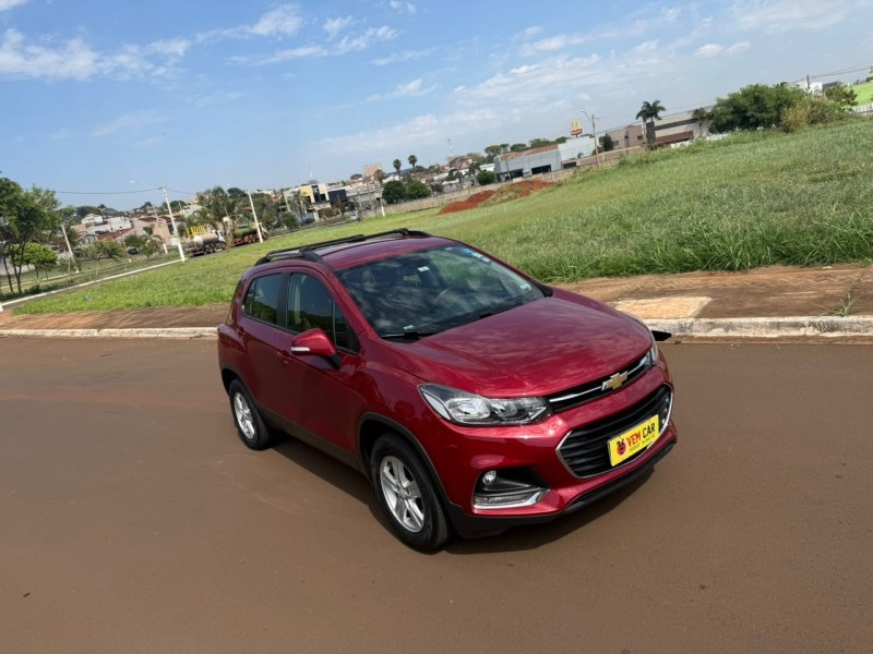Ve�culo: Chevrolet (GM) - Tracker - LT 1.4 FLEX TURBO COMPLETO em Sert�ozinho