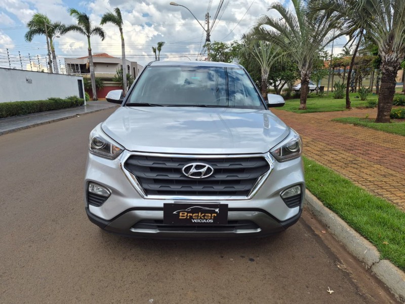 Ve�culo: Hyundai - Creta - 2.0 em Sert�ozinho