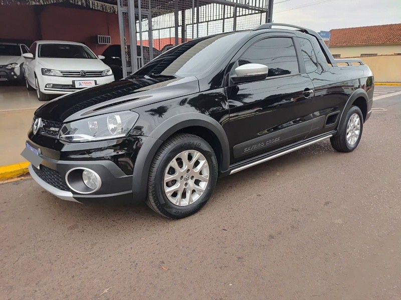 Ve�culo: Volkswagen - Saveiro - Cross 1.6 2P.  em Orl�ndia