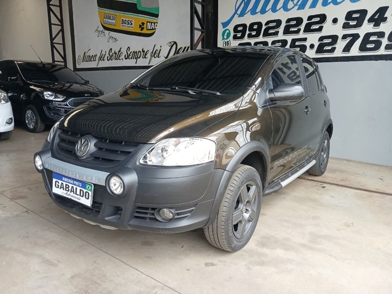Ve�culo: Volkswagen - CrossFox - 1.6 4P.  em Ribeir�o Preto