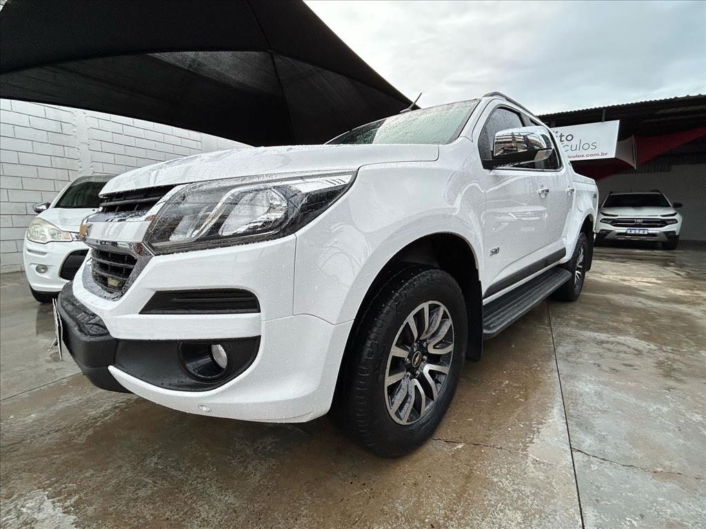 Veculo: Chevrolet (GM) - S-10 - 2.8 HIGH COUNTRY 4X4 CD 16V TURBO DIESEL 4P AUTOMTICO em Ribeiro Preto