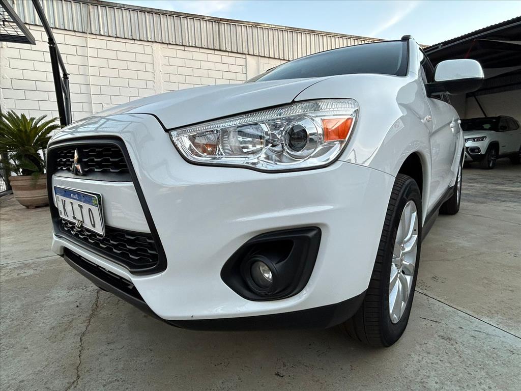 Veculo: Mitsubishi - ASX - 2.0 4X2 16V GASOLINA 4P AUTOMTICO em Ribeiro Preto