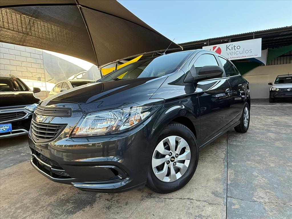 Ve�culo: Chevrolet (GM) - Onix - 1.0 MPFI JOY 8V FLEX 4P MANUAL em Ribeir�o Preto