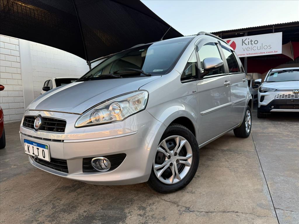 Ve�culo: Fiat - Idea - 1.6 MPI ESSENCE 16V FLEX 4P MANUAL em Ribeir�o Preto