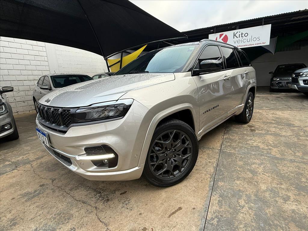 Ve�culo: Jeep - Commander - 2.0 TD380 TURBO DIESEL OVERLAND AT9 em Ribeir�o Preto