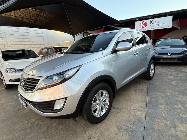 Ve�culo: Kia - Sportage - 2.0 LX 4X2 16V FLEX 4P AUTOM�TICO em Ribeir�o Preto