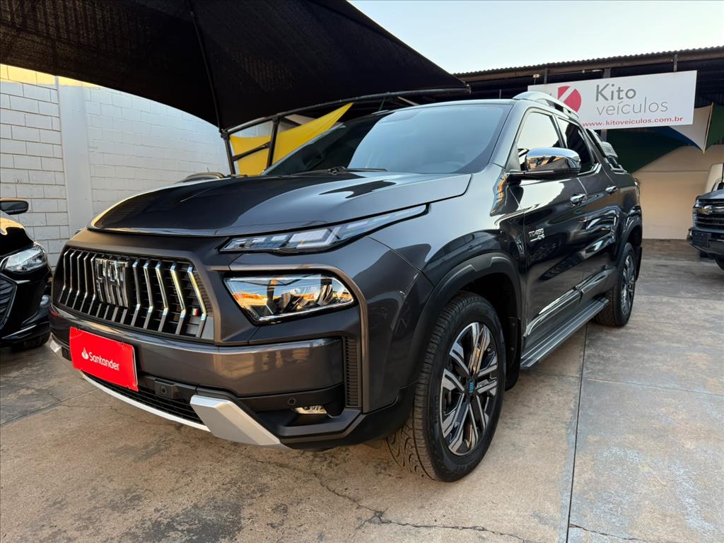 Ve�culo: Fiat - Toro - 2.2 TURBO DIESEL RANCH 4WD AT9 em Ribeir�o Preto