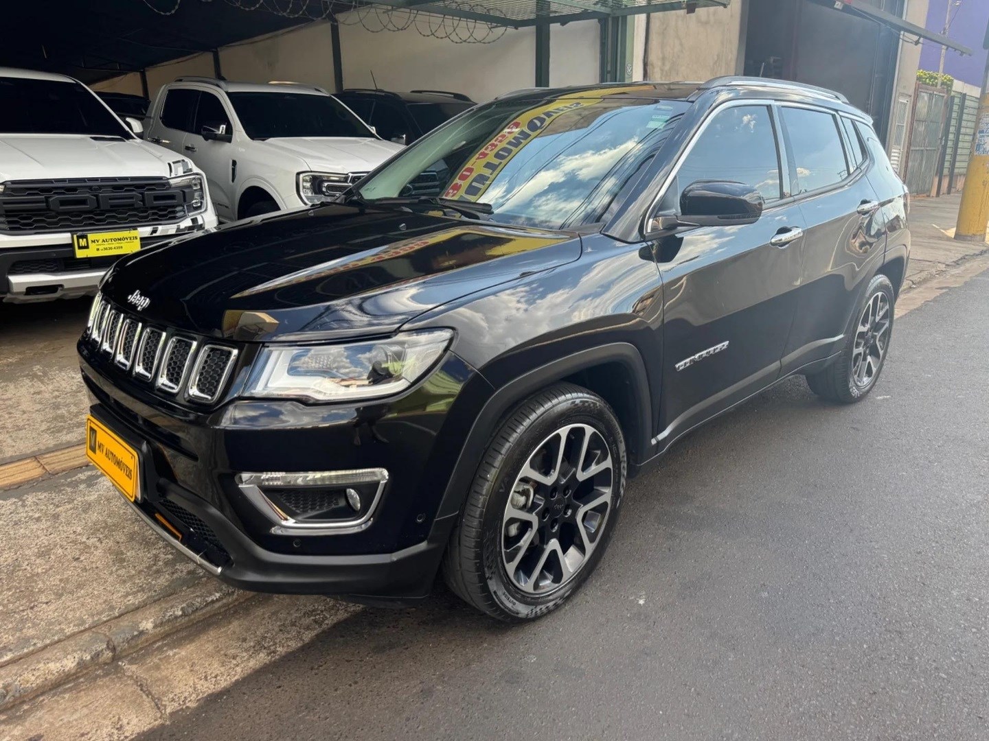 Ve�culo: Jeep - Compass - 2.0 16V FLEX LIMITED AUTOM�TICO em Ribeir�o Preto