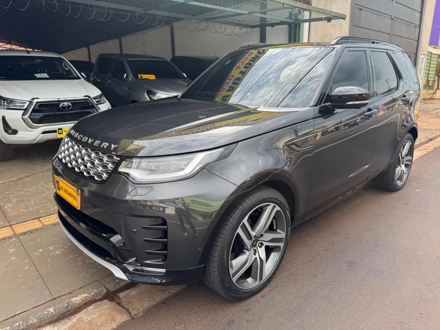 Ve�culo: Land Rover - Discovery - 3.0 D300 TURBO DIESEL MHEV METROPOLITAN EDITION AUTOM�TICO em Ribeir�o Preto