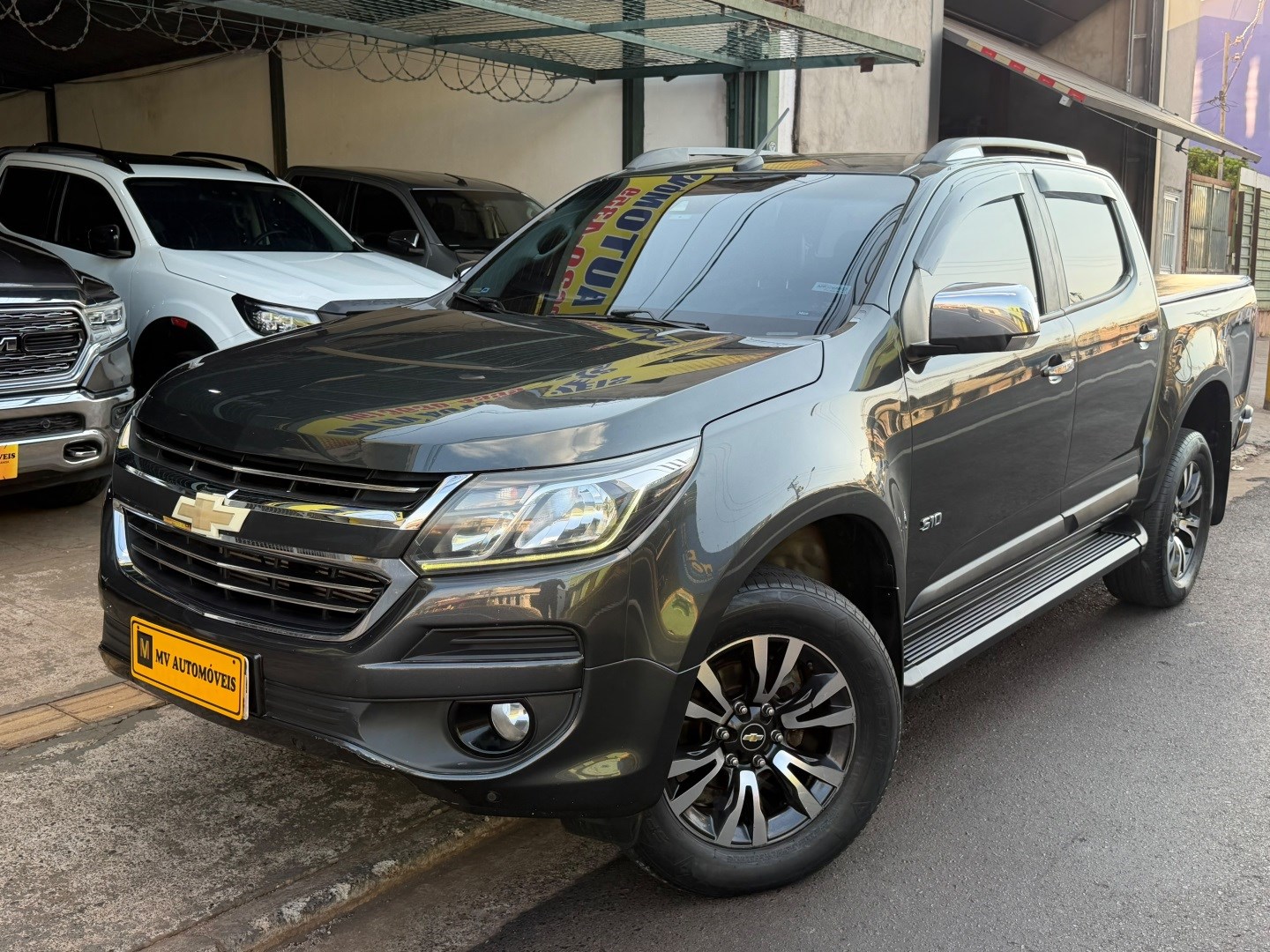 Ve�culo: Chevrolet (GM) - S-10 - 2.8 LTZ 4X4 CD 16V TURBO DIESEL 4P AUTOM�TICO em Ribeir�o Preto