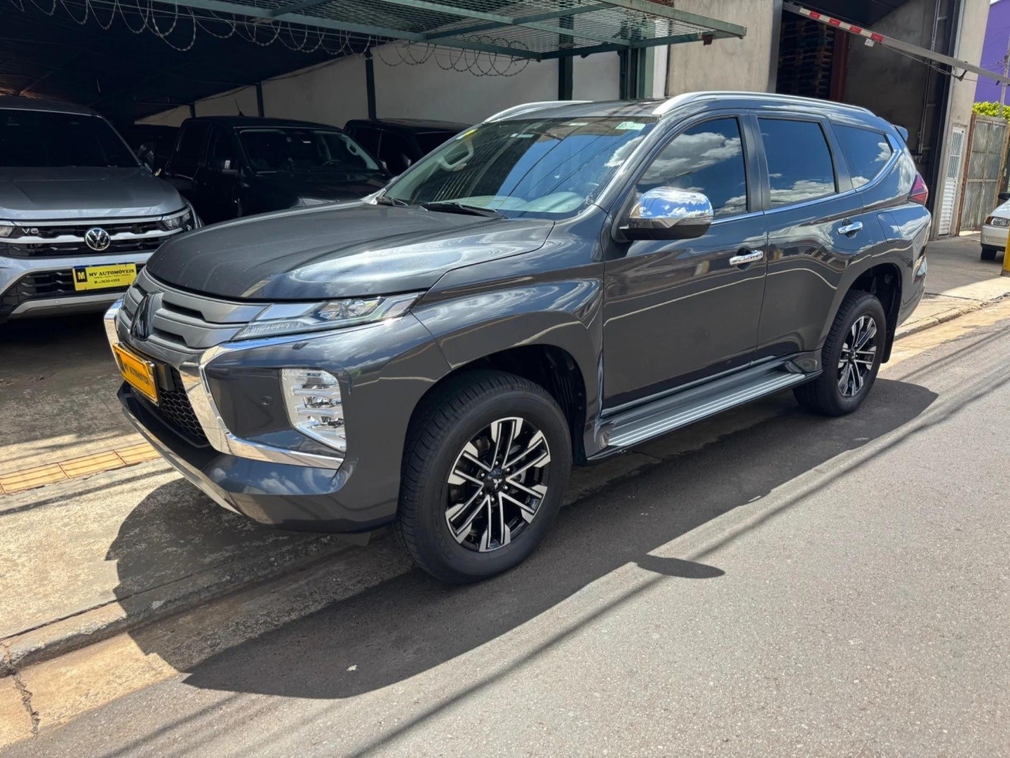 Ve�culo: Mitsubishi - Pajero - 2.4 16V MIVEC TURBO DIESEL HPE AWD AUTOM�TICO em Ribeir�o Preto