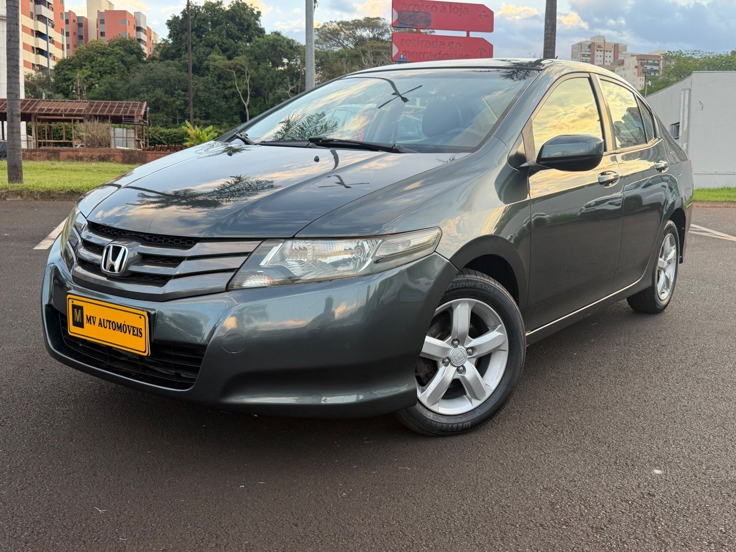 Ve�culo: Honda - City - 1.5 DX 16V FLEX 4P AUTOM�TICO em Ribeir�o Preto