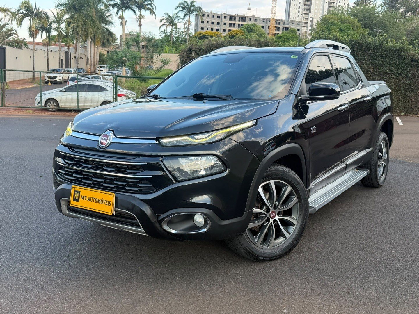 Ve�culo: Fiat - Toro - 2.0 16V TURBO DIESEL VOLCANO 4WD AT9 em Ribeir�o Preto
