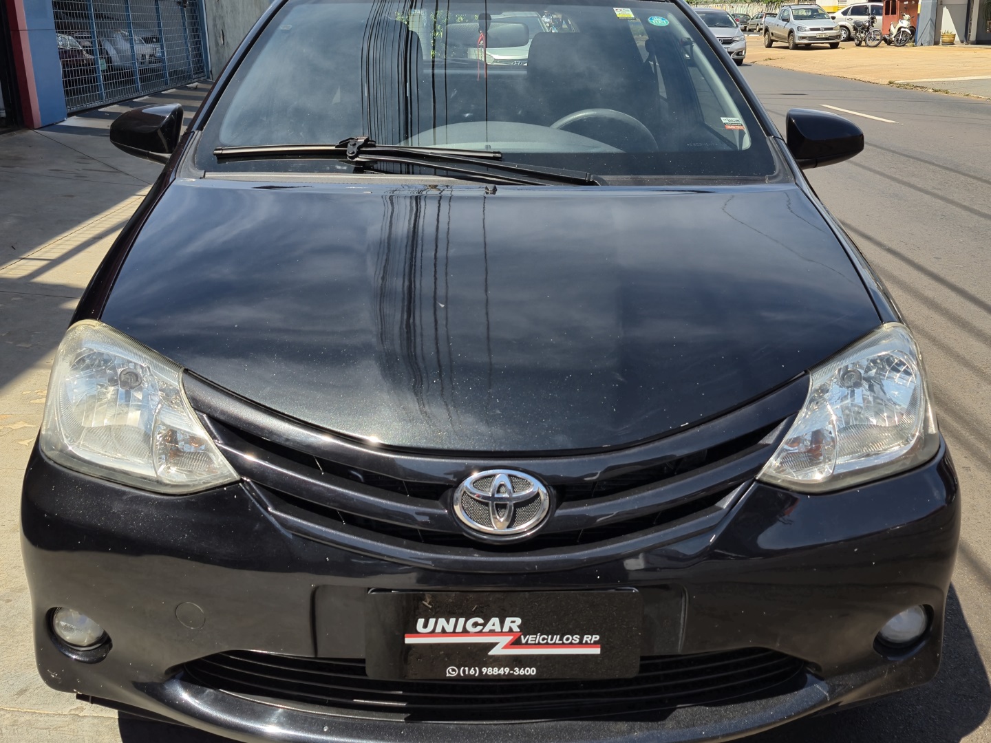 Ve�culo: Toyota - Etios - 1.3 X 16V FLEX 4P MANUAL em Ribeir�o Preto