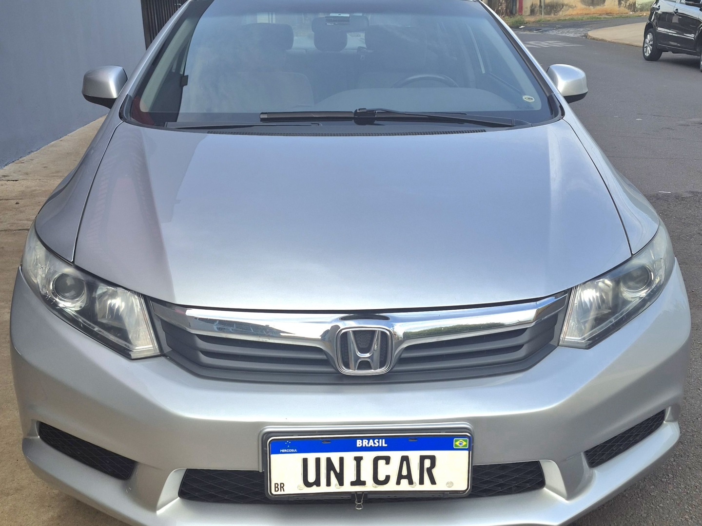 Ve�culo: Honda - Civic - 1.8 LXS 16V FLEX 4P AUTOM�TICO em Ribeir�o Preto
