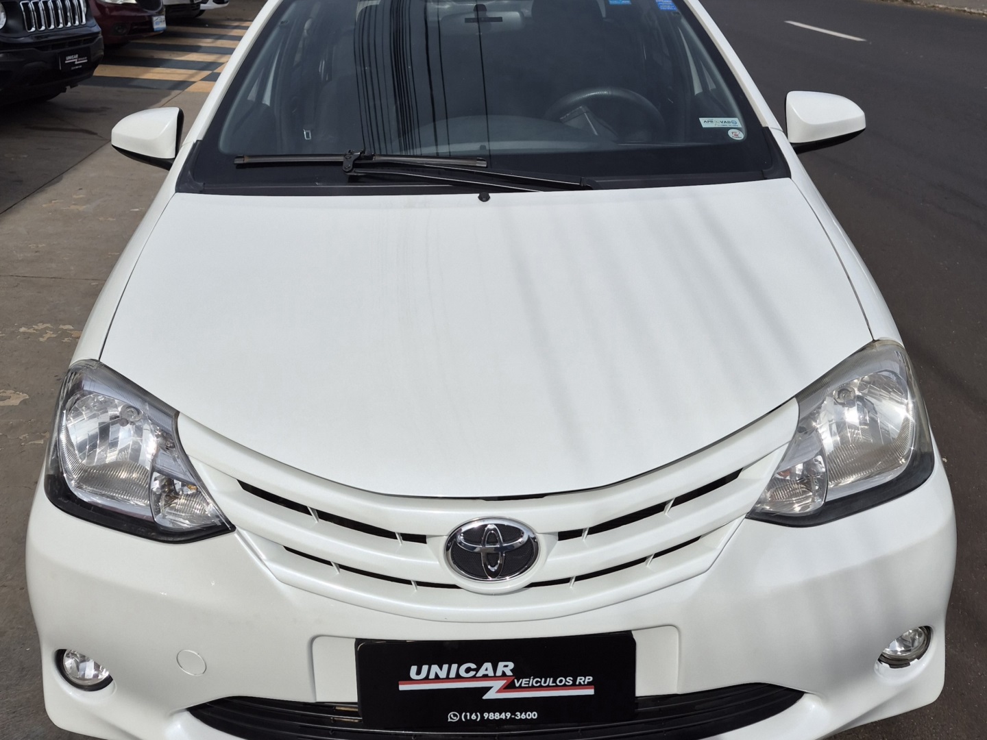 Ve�culo: Toyota - Etios - 1.5 X SEDAN 16V FLEX 4P MANUAL em Ribeir�o Preto