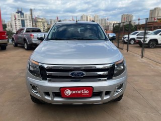 Veículo: Ford - Ranger - 2.5 XLT 4X2 CD 16V FLEX 4P MANUAL em Ribeirão Preto