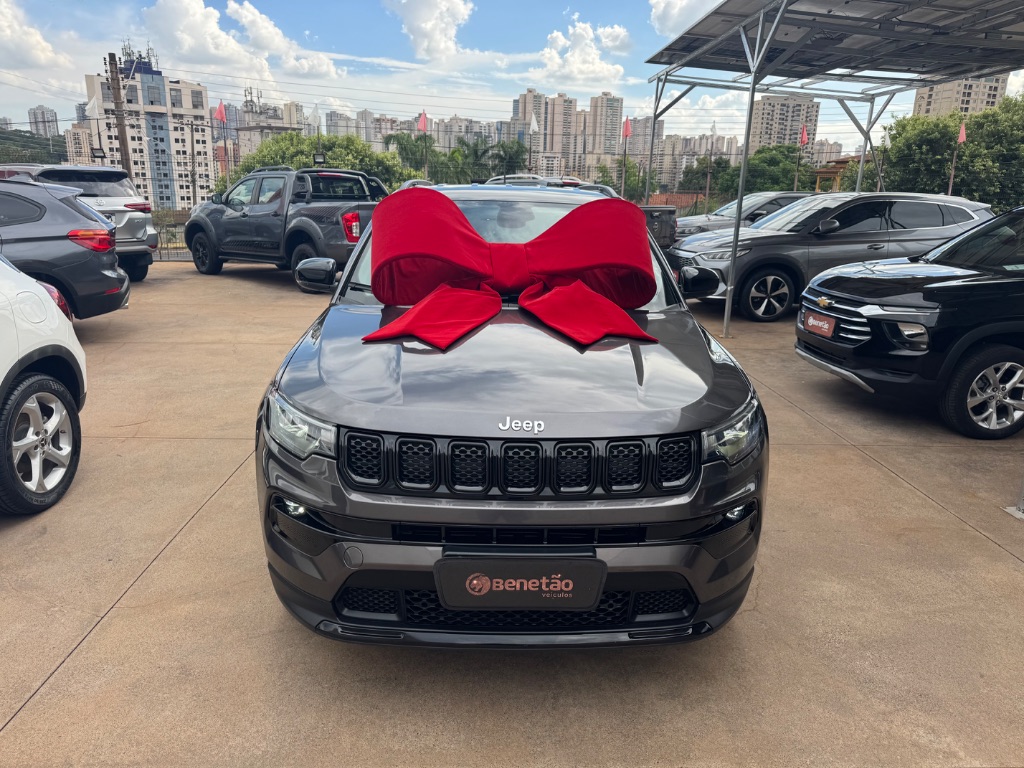 Ve�culo: Jeep - Compass - LONG. T270 1.3 TB 4x2 Flex Aut. em Ribeir�o Preto