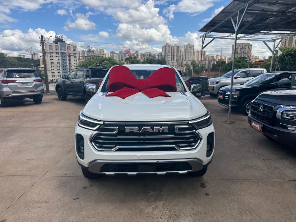 Ve�culo: Ram - Dakota - LARAMIE 2.2 TB CD 4x4 Aut. em Ribeir�o Preto