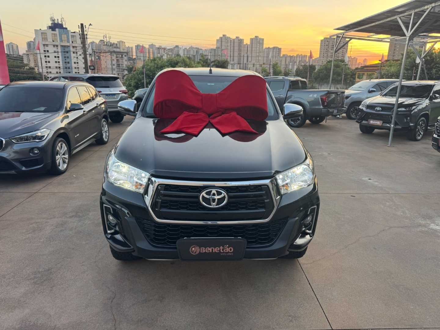 Ve�culo: Toyota - Hilux - 2.7 SRV 4X2 CD 16V FLEX 4P AUTOM�TICO em Ribeir�o Preto