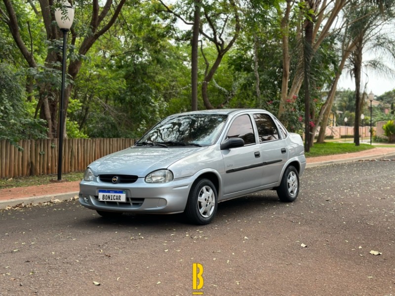 Corsa Sedan, várias opções em promoção, encontre Corsa Sedan na cidade mais  próxima no .