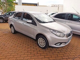 Veículo: Fiat - Grand Siena - ATRACTIVE 1.0 em Sertãozinho