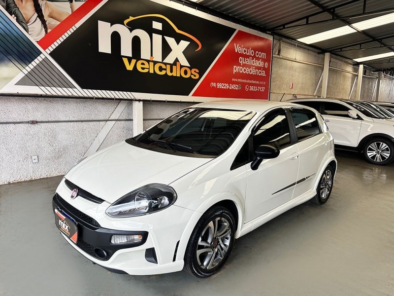 Veculo: Fiat - Punto - 1.8 BLACKMOTION 16V em Ribeiro Preto