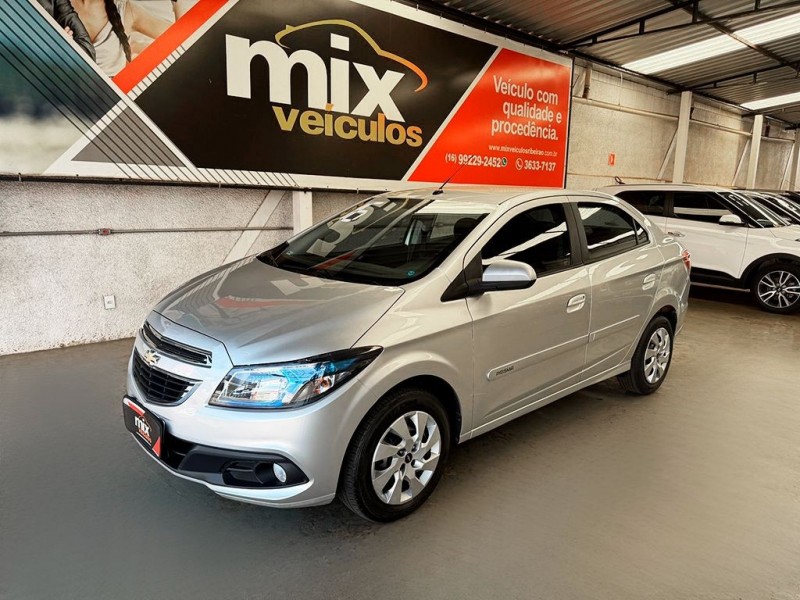Veculo: Chevrolet (GM) - Prisma - 1.4 MPFI LT 8V em Ribeiro Preto