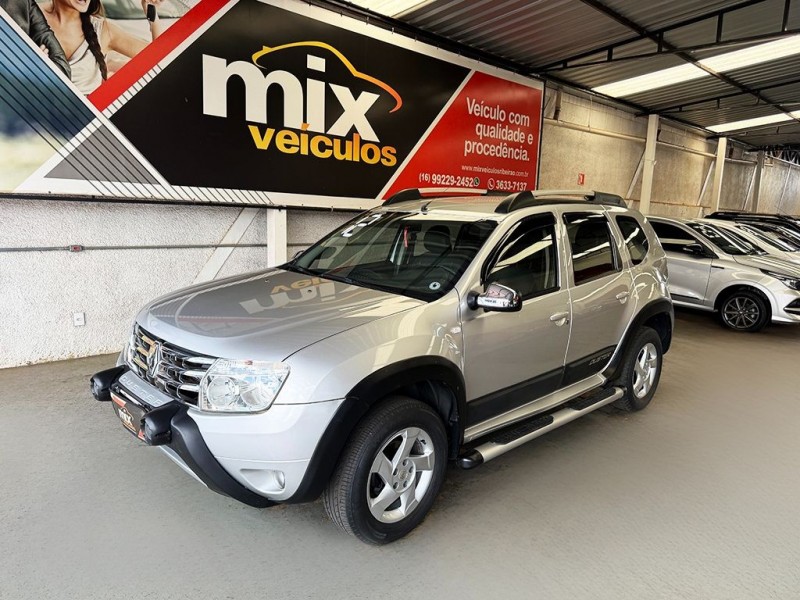 Ve�culo: Renault - Duster - 1.6 DYNAMIQUE 4X2 16V em Ribeir�o Preto