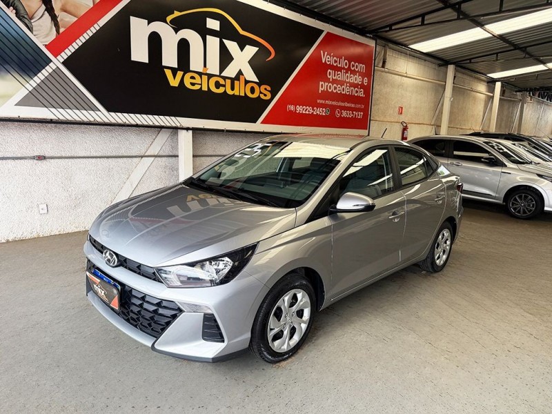 Ve�culo: Hyundai - HB 20 Sedan - 1.0 12V COMFORT PLUS em Ribeir�o Preto