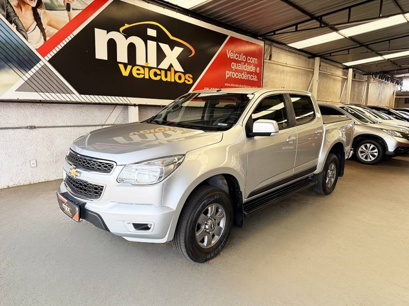 Ve�culo: Chevrolet (GM) - S-10 - 2.5 LT 4X2 CD 16V em Ribeir�o Preto