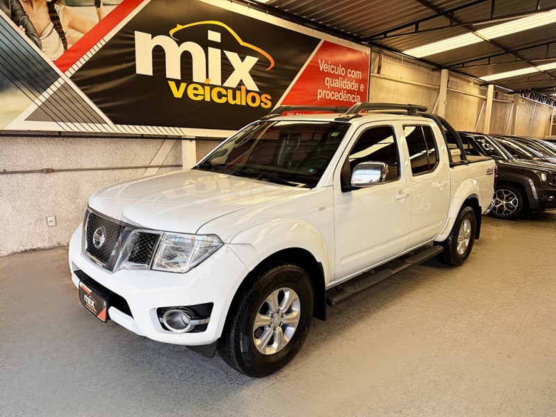 Ve�culo: Nissan - Frontier - 2.5 SL 4X4 CD TURBO ELETRONIC em Ribeir�o Preto