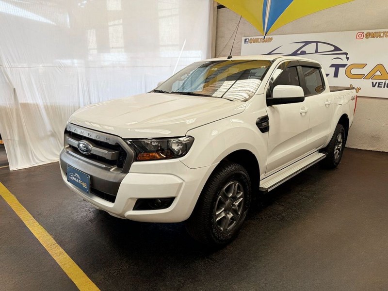 Veculo: Ford - Ranger - 2.2 XLS 4X4 CD 16V em Ribeiro Preto