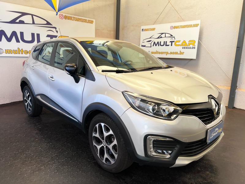 Ve�culo: Renault - Captur - 2.0 16V INTENSE em Ribeir�o Preto