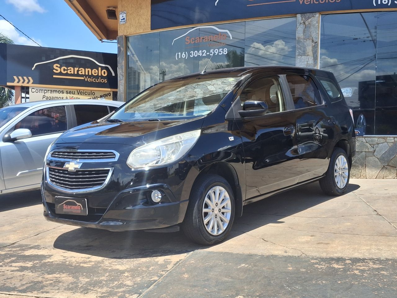 Veculo: Chevrolet (GM) - Spin - LT 1.8 8V Econo.Flex 5p Aut. em Sertozinho