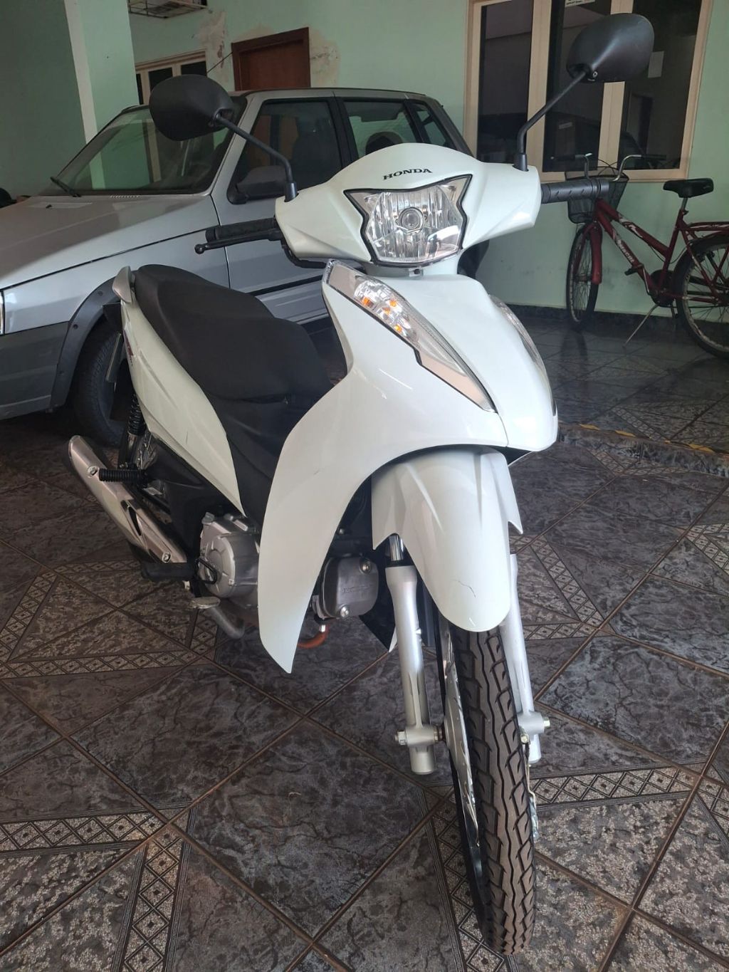 Ve�culo: Honda - Biz - 110i em Sert�ozinho