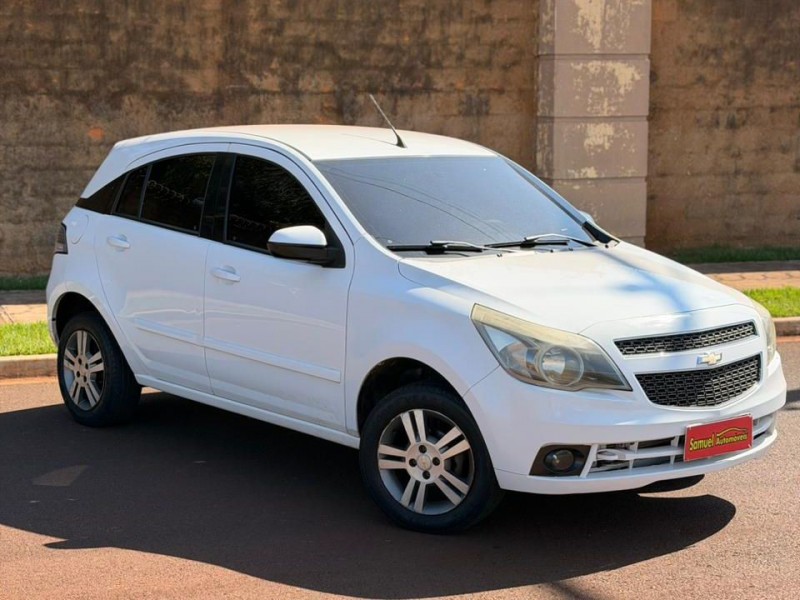 Ve�culo: Chevrolet (GM) - Agile - 1.4 MPFI LTZ 8V em Sert�ozinho